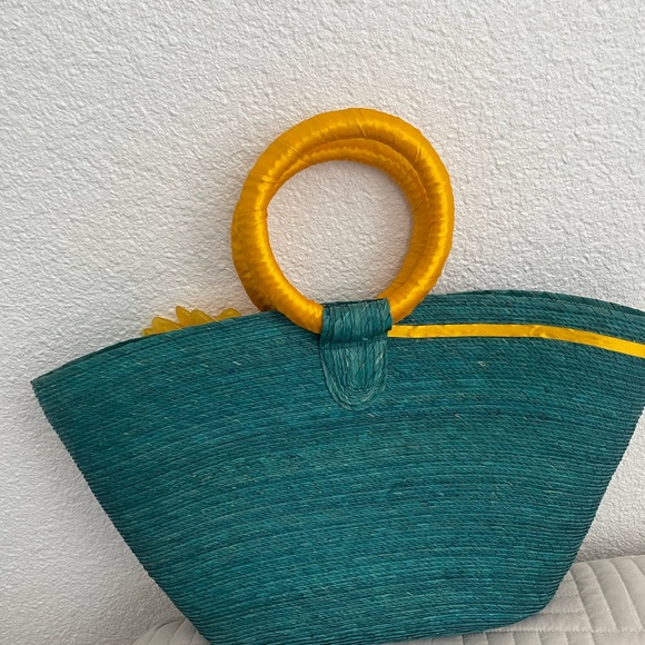 Frida Kahlo tote - Picture 4 of 6